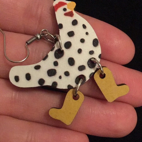 Retro Cute Hen in Boots Wooden Dangle Earrings - Picture 2 of 6